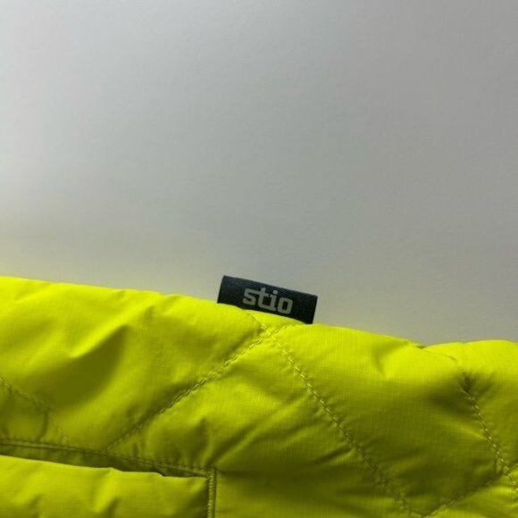 STIO Men’s Skycrest Insulated Snap Shirt Size M Color Lightning Bug. - Picture 9 of 17